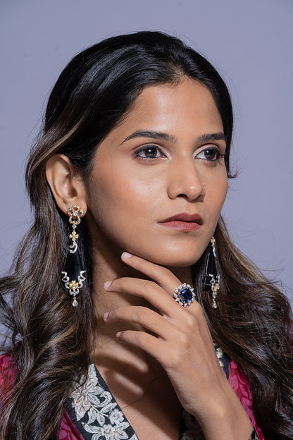 The Fiza earrings are names sightfully so as they manify your inherent beauty and charm. Look resplendant in these Fiza earrings as they give the finishing to your ensemble.