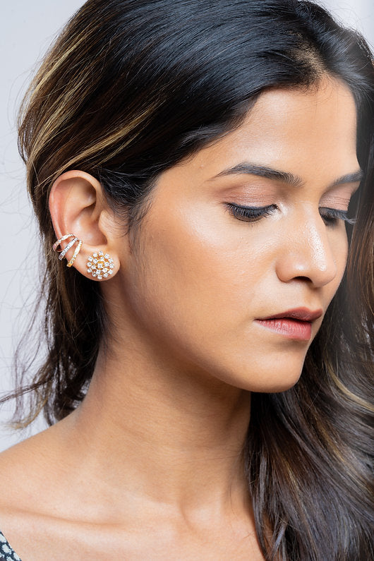 The brilliance of the princess cuts, reimagined with a petite and yet classy look with our princess tops. Surrounded by an air of grace, these timeless earrings would definitely leave heads turning!