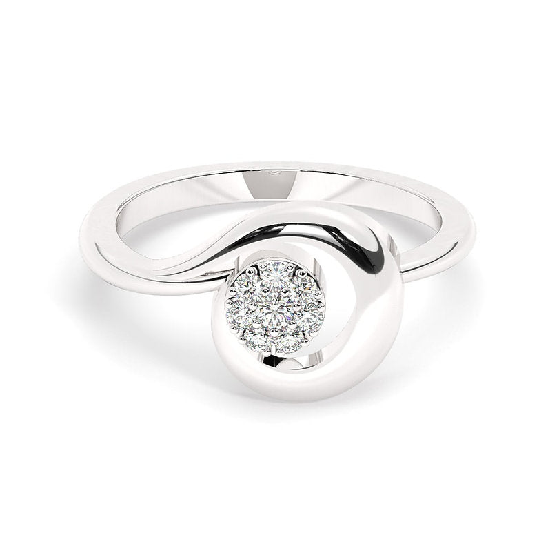The Maya Ring is simple in its design. The gold ring acts as a backdrop to showcase a single diamond. A perfect balance!